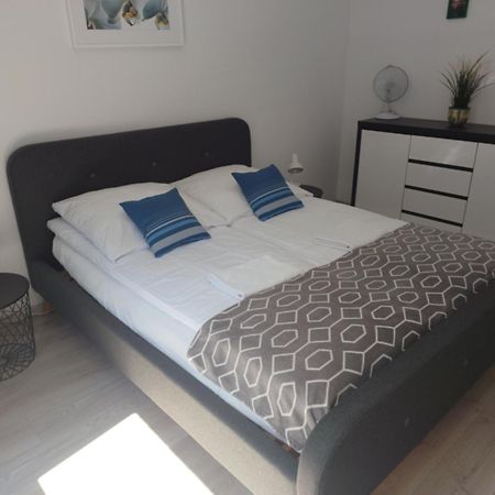 Mak Apartment Grobla - Free Parking - 3 Rooms Gdansk Exterior photo