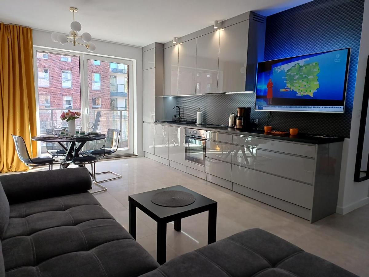 Mak Apartment Grobla - Free Parking - 3 Rooms Gdansk Exterior photo